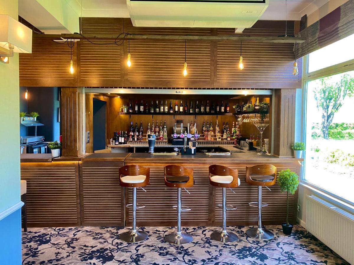 Anchorage Hotel & Spa Торки Екстериор снимка