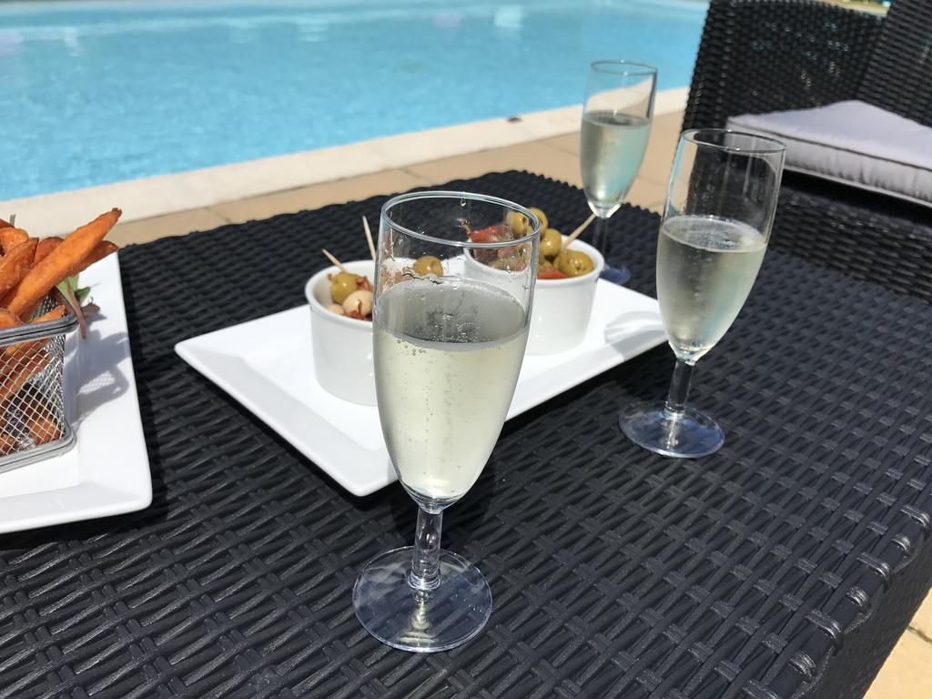 Anchorage Hotel & Spa Торки Екстериор снимка